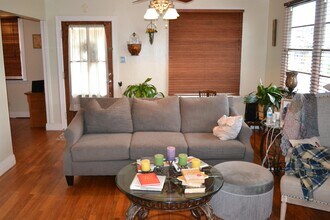 128 Gruner Rd in Metairie, LA - Building Photo - Building Photo