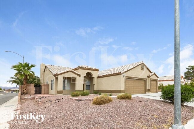 419 Drake St in Henderson, NV - Building Photo - Building Photo