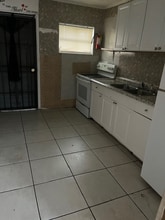 2370 NW 80th St in Miami, FL - Building Photo - Building Photo