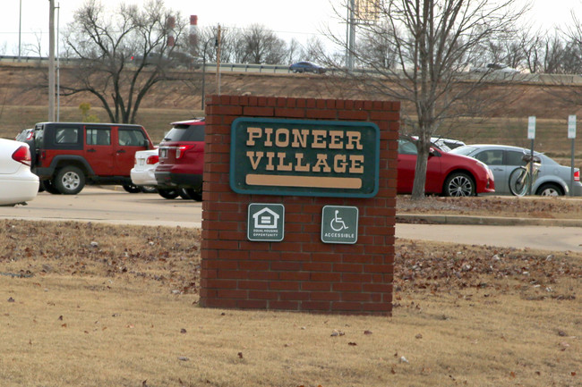 Pioneer Village in Jenks, OK - Building Photo - Building Photo