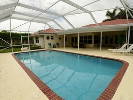 103 Olympus Cir in Jupiter, FL - Building Photo