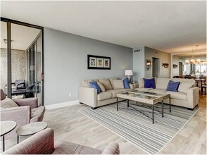 7100 Sunshine Skyway Ln S in St. Petersburg, FL - Building Photo - Building Photo