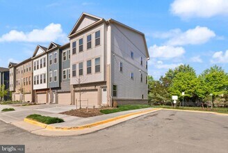 6230 Folly Ln in Alexandria, VA - Building Photo - Building Photo