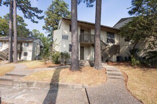 15919 Golf Club Dr in Crosby, TX - Building Photo