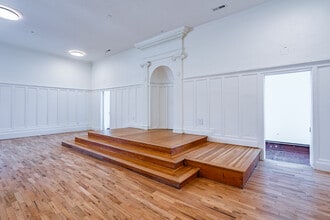 3614 6th Ave in Des Moines, IA - Foto de edificio - Interior Photo