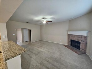 12221 Shadow Wood Trail in Burleson, TX - Building Photo - Building Photo