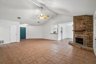 1413 Gracy Dr in Austin, TX - Building Photo - Building Photo