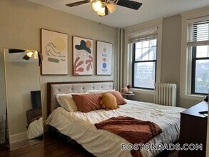 122 Riverway, Unit 2 in Boston, MA - Building Photo - Building Photo