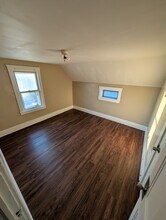 218 Winckles St in Elyria, OH - Foto de edificio - Building Photo