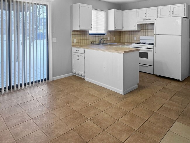 6505 Winans St in Allendale, MI - Building Photo - Building Photo