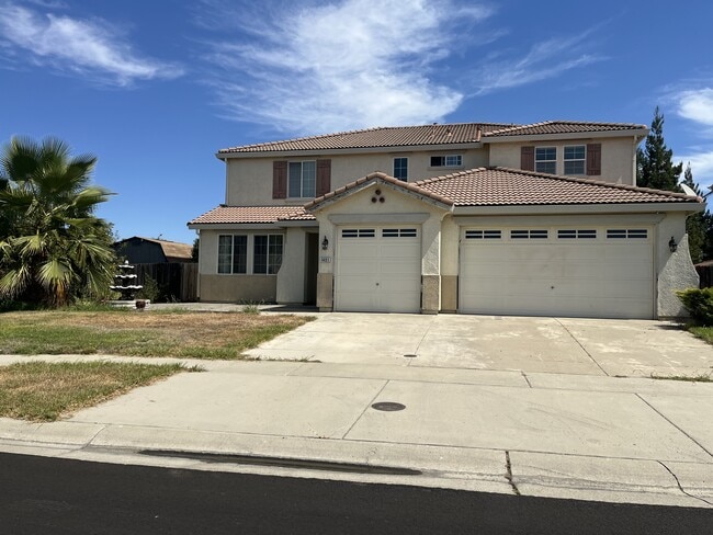 property at 1401 High Noon Dr
