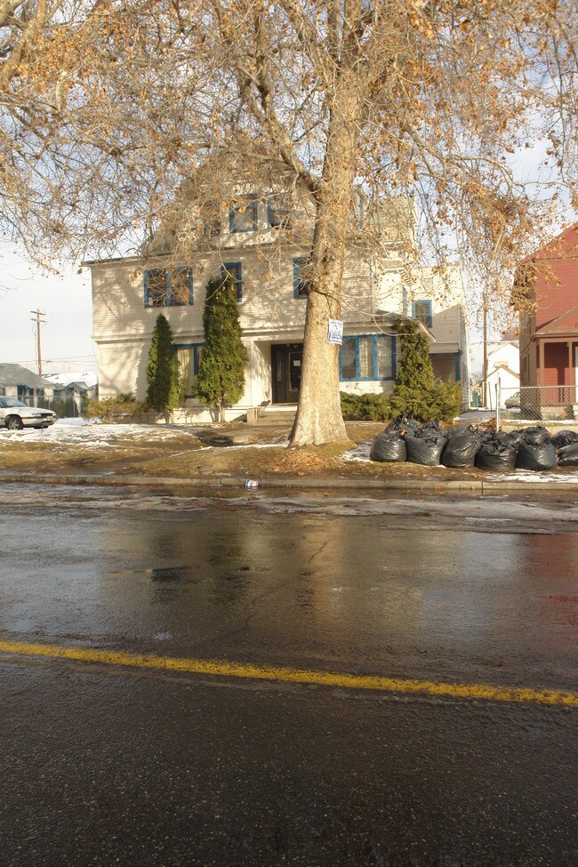 307 S 2nd St in Yakima, WA - Building Photo - Building Photo