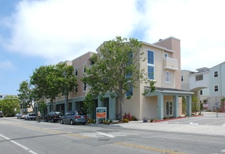 Capitola Beach Villas in Capitola, CA - Building Photo - Building Photo