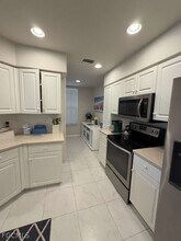 17020 Willowcrest Way in Ft. Myers, FL - Building Photo - Building Photo