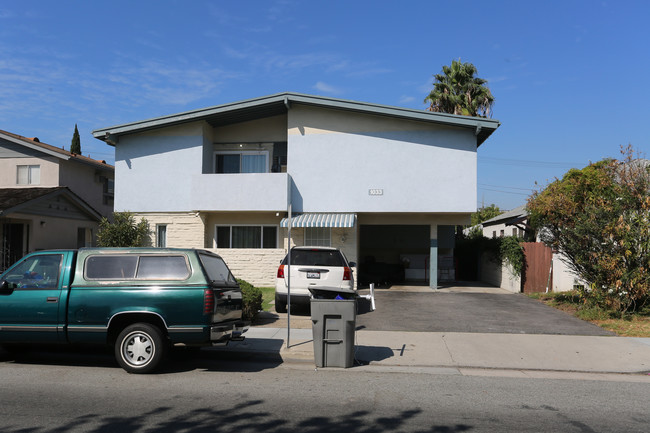 1033 San Rafael Ave in Glendale, CA - Building Photo - Building Photo