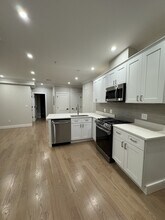 317 Allston St, Unit 3 in Boston, MA - Building Photo - Building Photo