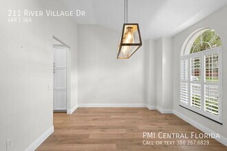 211 River Village Dr in Debary, FL - Building Photo - Building Photo