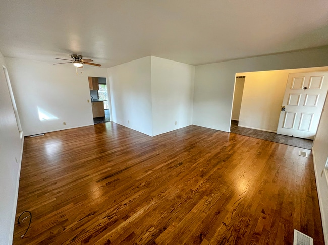 2701 Wintergreen Dr in Florissant, MO - Building Photo - Building Photo