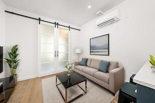 186 First Avenue, Unit 2N in New York, NY - Building Photo