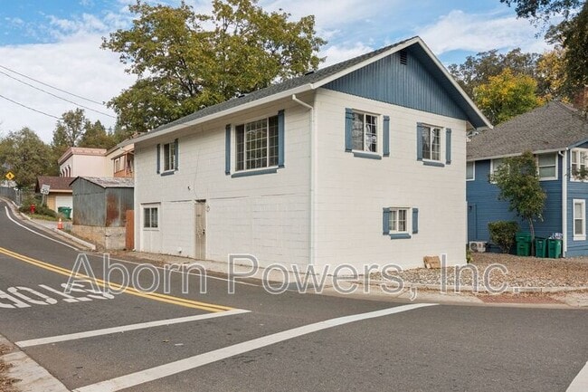 property at 1031 Spring St