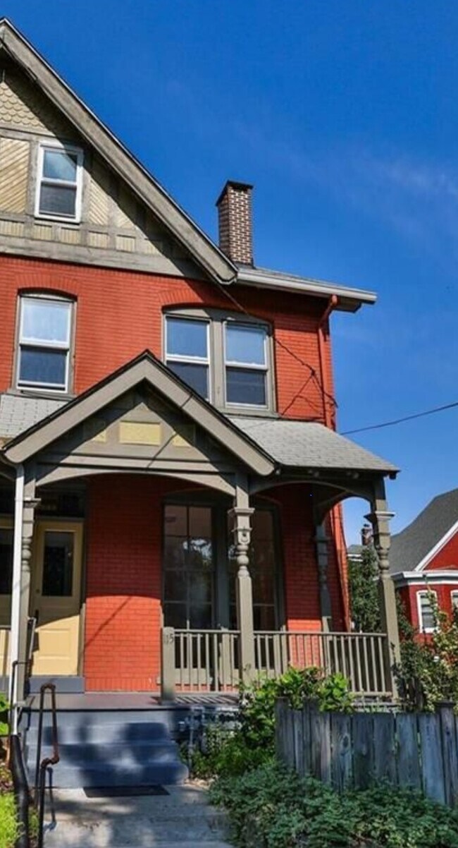 115 S 7th St in Easton, PA - Building Photo - Building Photo