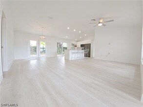 687 Grove Dr in Naples, FL - Building Photo - Building Photo