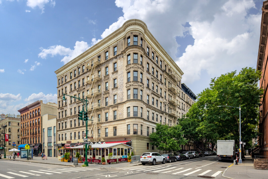 The Normandie in New York, NY - Foto de edificio