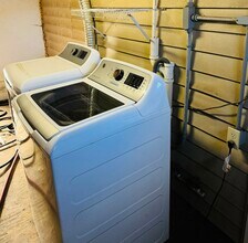 519 Atlanta Ave in Nederland, TX - Building Photo - Building Photo