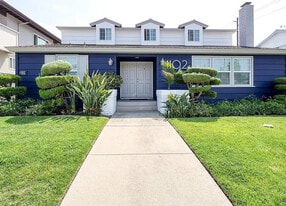 CitiZen Beach Collection in Redondo Beach, CA - Building Photo