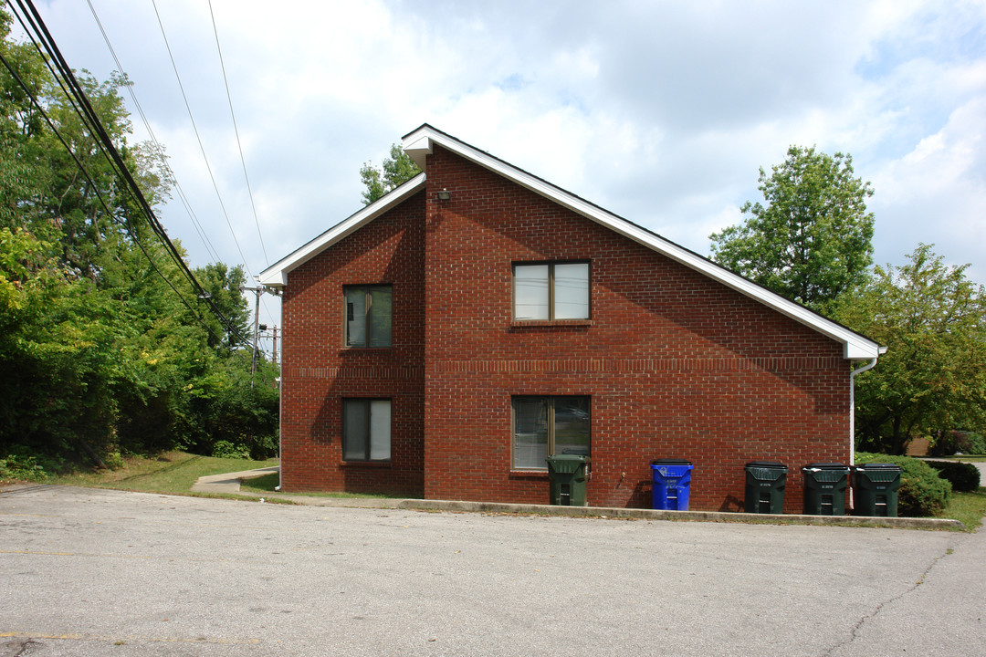 166 Donabrook Ct in Lexington, KY - Building Photo