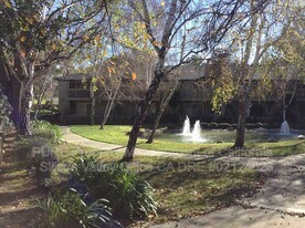 2220 Almaden Rd in San Jose, CA - Building Photo