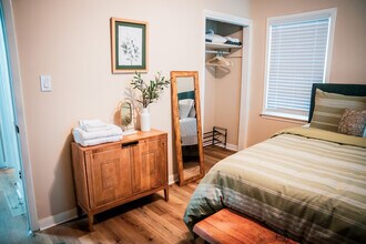 3232 Logan Pl, Unit 3232 Logan Place in Hapeville, GA - Building Photo - Building Photo