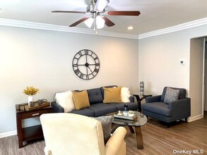 4 Presidents Dr-Unit -4-1A in Port Jefferson, NY - Building Photo - Building Photo