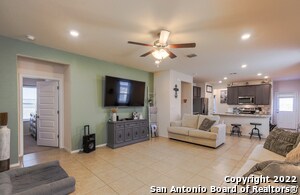 2722 Barkey Spgs in San Antonio, TX - Building Photo - Building Photo