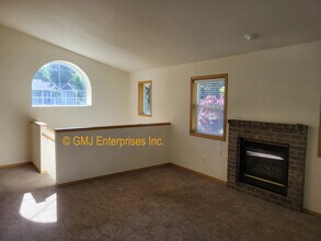 8401 181st Ave E in Bonney Lake, WA - Building Photo - Building Photo