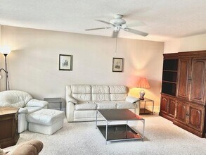 715 Normandy Ln in Delray Beach, FL - Building Photo - Building Photo
