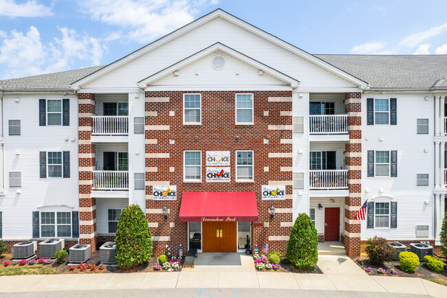 Devonshire Park Apartments in Allentown, PA - Building Photo - Building Photo