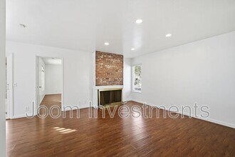 41 Orchard in Irvine, CA - Building Photo - Building Photo