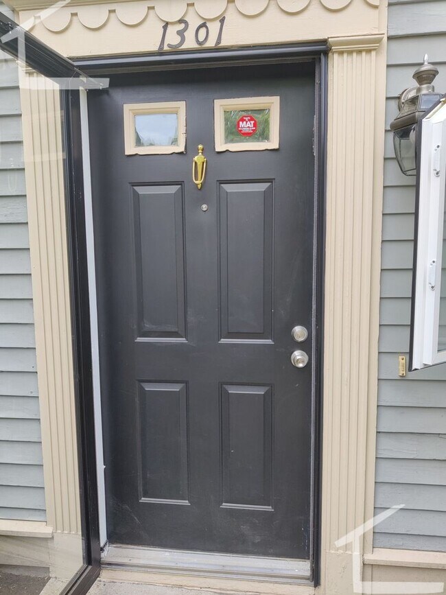 property at 1401 Lagrange St