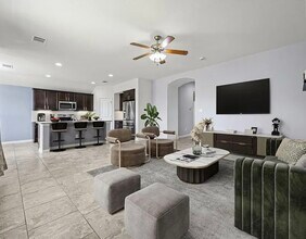 6812 Donato Cv in Round Rock, TX - Foto de edificio - Building Photo