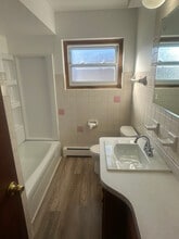 5948 W 79th St in Burbank, IL - Building Photo - Building Photo