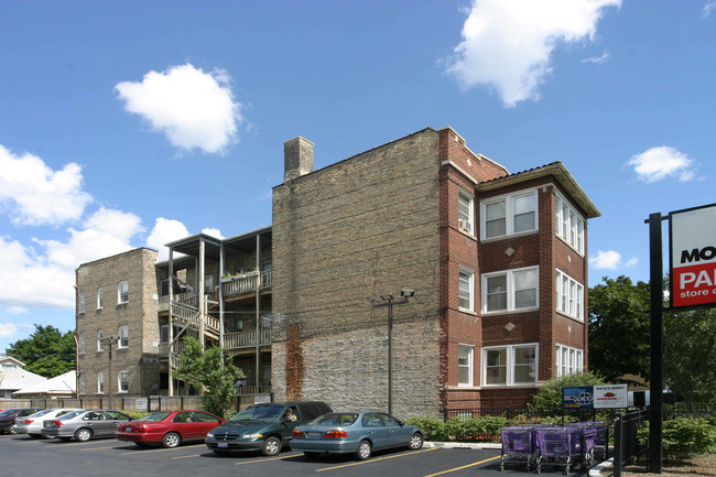 5400 W Montrose Ave in Chicago, IL - Building Photo - Building Photo