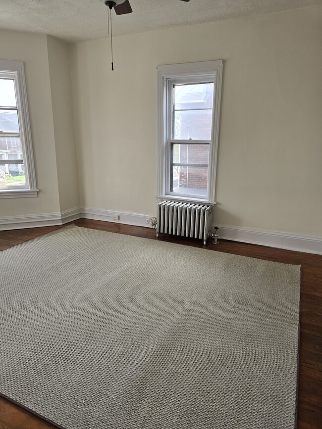 815-2 Hummel Ave in Lemoyne, PA - Foto de edificio - Building Photo