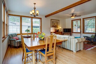 33431 Douglas Dr in Ocean Park, WA - Building Photo - Building Photo