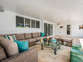 1036 Lugo Ave in Coral Gables, FL - Building Photo - Building Photo