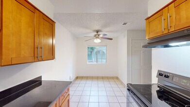 18181 Happy Ln in Sonoma, CA - Building Photo - Building Photo