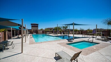 9144 W Louise Dr in Peoria, AZ - Building Photo - Building Photo