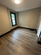 924 16th Ave in Council Bluffs, IA - Building Photo - Building Photo