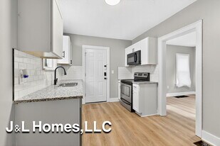 888 Miller Ave in Columbus, OH - Building Photo