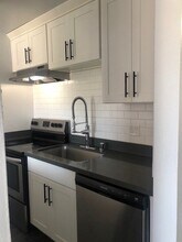 13011 12th Ave SW, Unit 13007-12th Ave. SW. N301 in Burien, WA - Building Photo - Building Photo